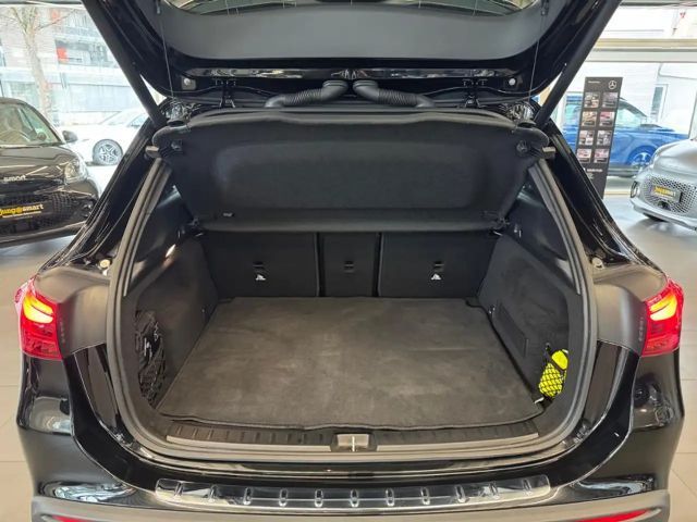 Mercedes-Benz EQA 300 4MATIC Progressive