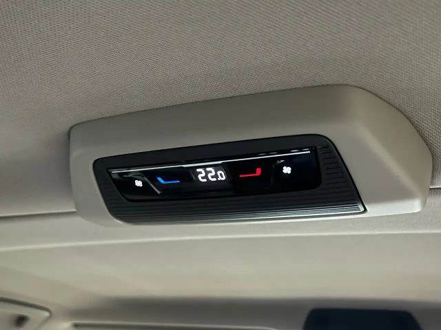 Volkswagen Multivan Lang T7