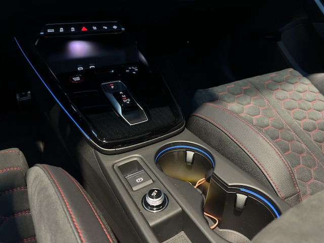 Audi RS3 Quattro S-Tronic Sedan