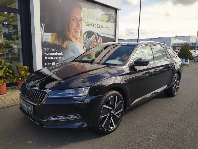Skoda Superb 2.0 TDI Combi Style Style