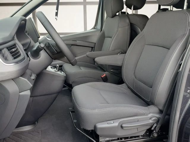 Renault Trafic Blue Grand Spaceclass