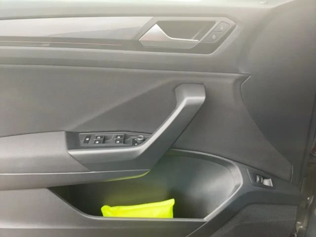 Volkswagen T-Roc 1.5 TSI Sport