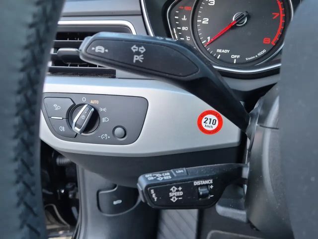 Audi A4 35 TFSI Avant S-Line S-Tronic