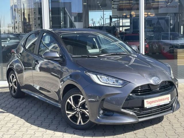 Toyota Yaris Hatchback Hybride VVT-i