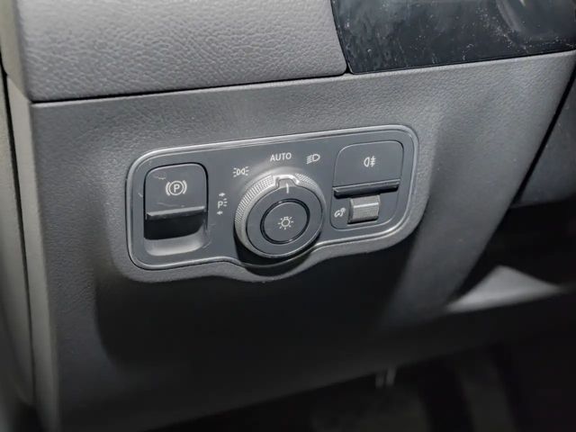 Mercedes-Benz B 180 Progressive