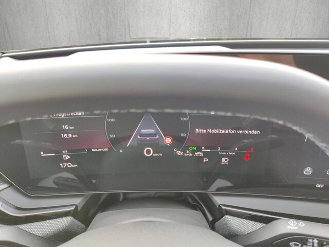 Audi A6 Avant Quattro S-Tronic