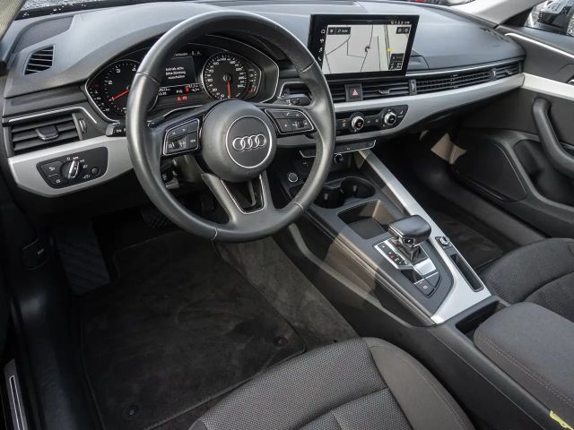 Audi A4 2.0 TDI S-Line S-Tronic Sedan