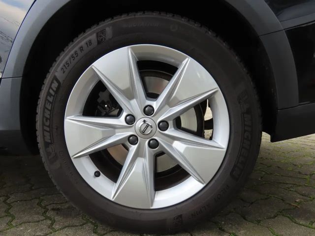 Volvo V60 Cross Country Pro