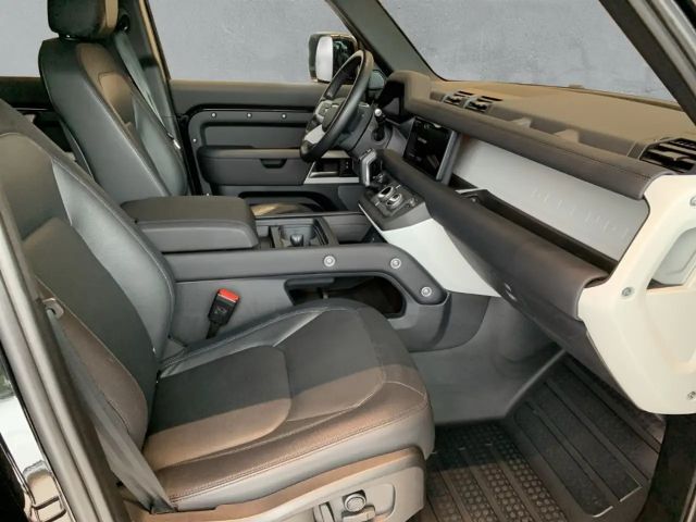 Land Rover Defender 110 AWD D250 Dynamic SE