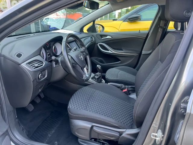 Opel Astra Edition Sports Tourer