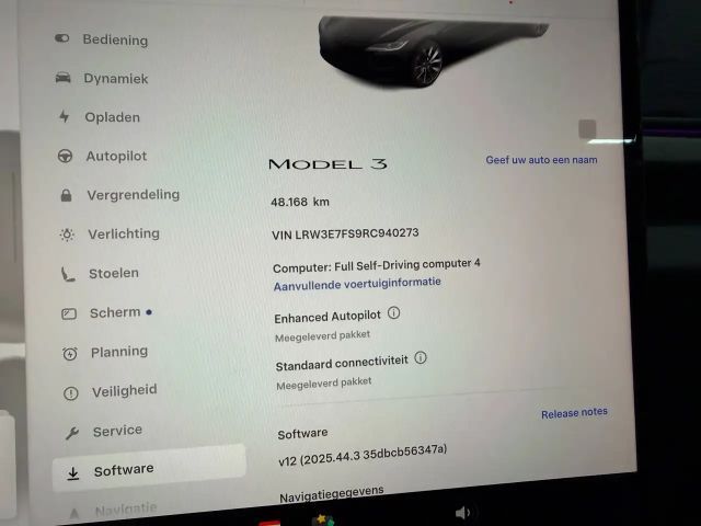 Tesla Model 3 RWD