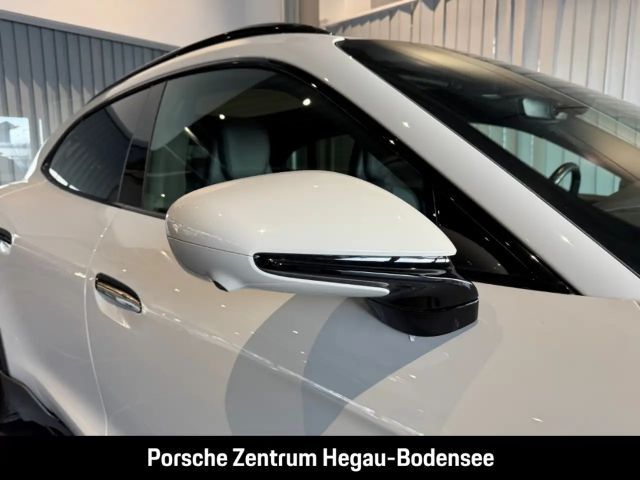 Porsche Taycan Cross Turismo Turbo