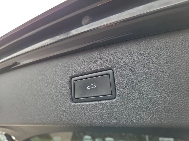 Volkswagen Tiguan DSG R-Line Style