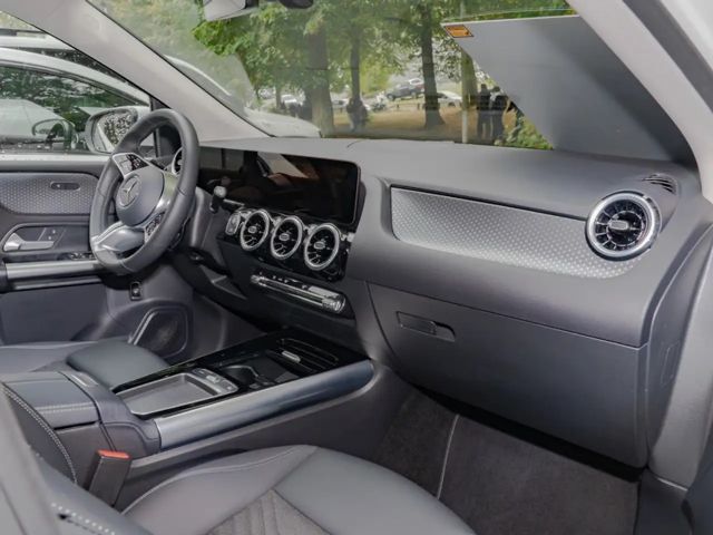 Mercedes-Benz B 200 Progressive