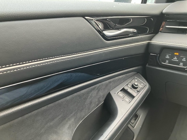 Volkswagen ID.7 286PS NP.74 AHK.AREA-VIEW.HEAD-UP.DCC.HARMANN.MASSAGE+KLMAS