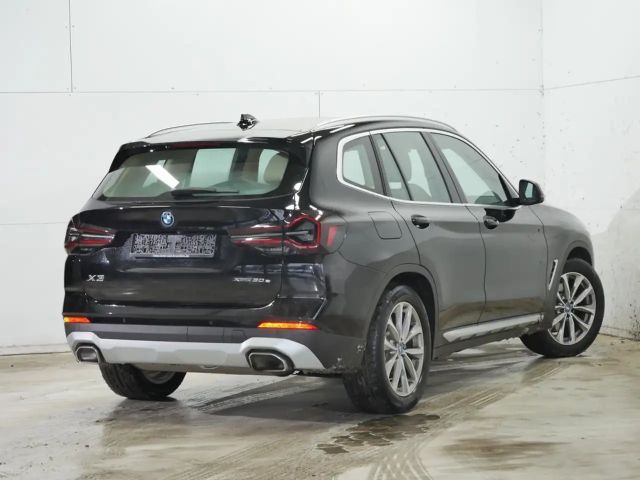 BMW X3 xDrive30e