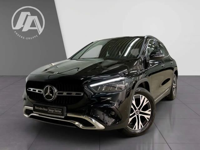 Mercedes-Benz GLA 200 Progressive