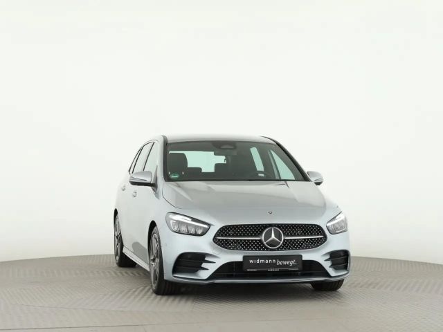 Mercedes-Benz B 200 AMG Line