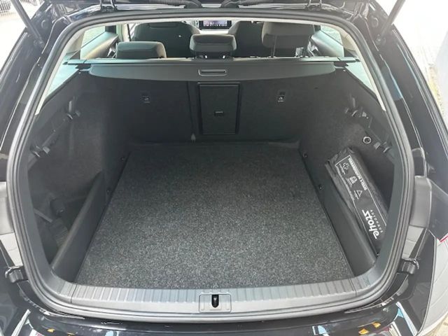 Skoda Octavia Combi Selection