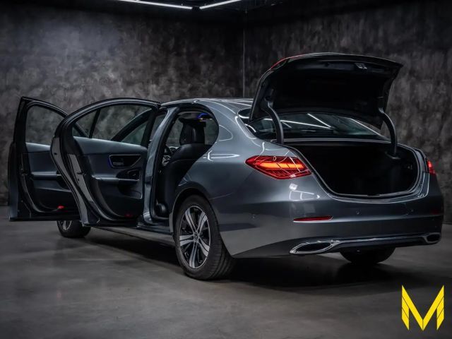 Mercedes-Benz C 200 AVANTGARDE Sedan