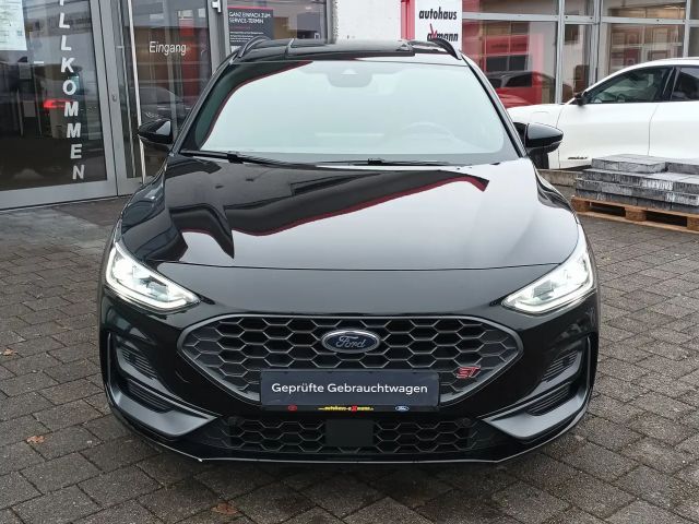 Ford Focus ST Line Wagon