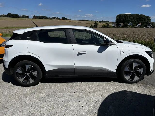 Renault Megane E-Tech Equilibre Equilibre