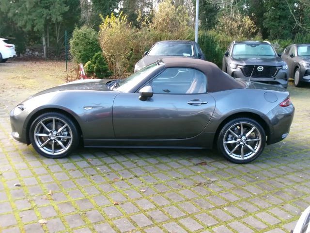 Mazda MX-5 SkyActiv