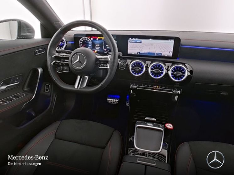 Mercedes-Benz CLA 200 AMG Line Coupé