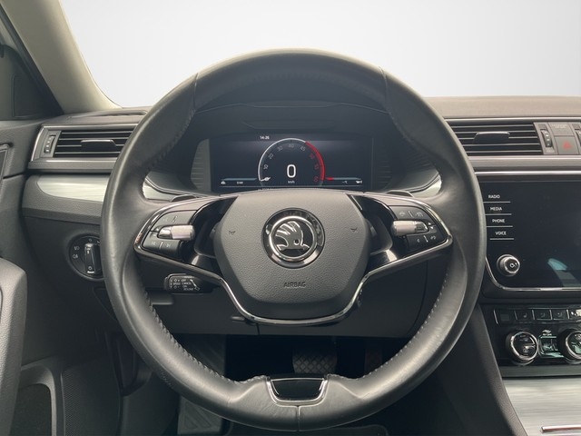 Skoda Superb 2.0 TDI Ambition Combi