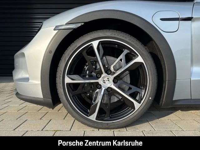 Porsche Taycan 4S Cross Turismo