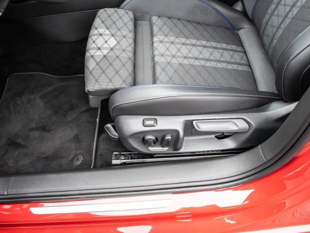 Volkswagen Passat DSG R-Line eHybrid