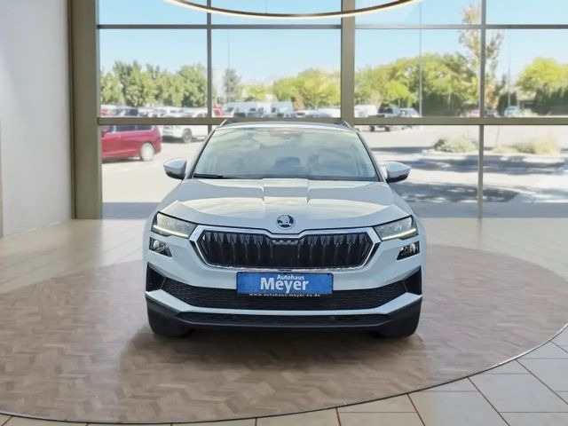 Skoda Karoq 1,0TSI 115PS Navi/LED/ACC/Kamera/Winterp.    **
