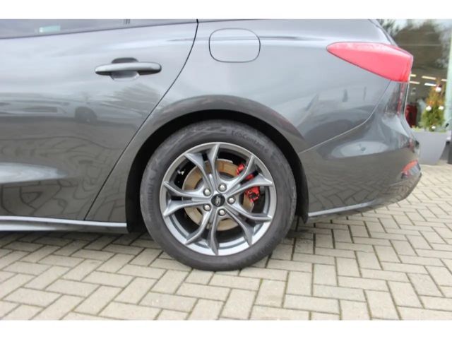 Ford Focus ST Line Wagon