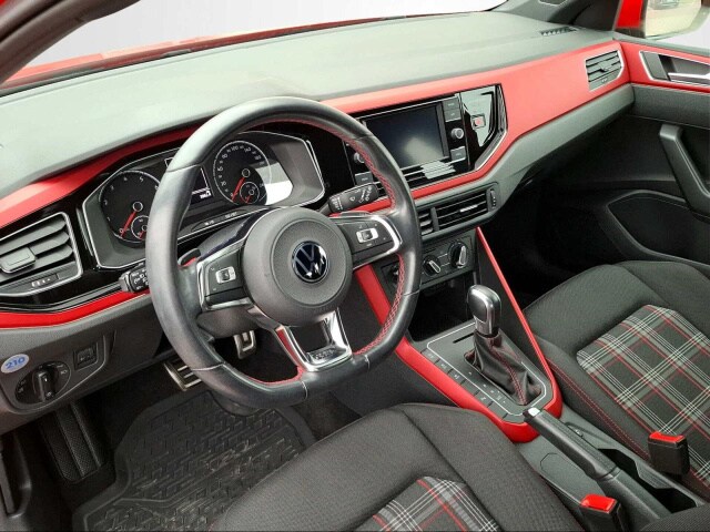 Volkswagen Polo 2.0 TSI DSG GTI