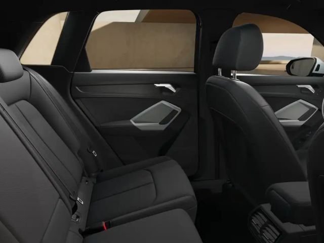 Audi Q3 35 TFSI S-Tronic