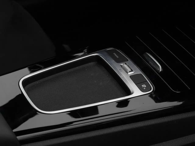 Mercedes-Benz CLA 200 AMG Line Shooting Brake