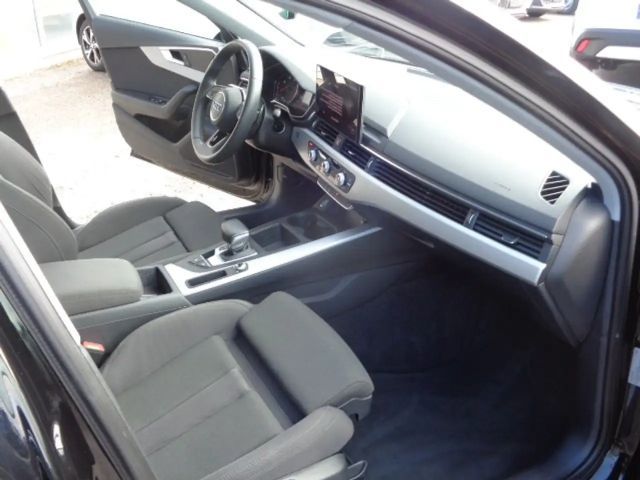 Audi A4 35 TDI Avant S-Tronic