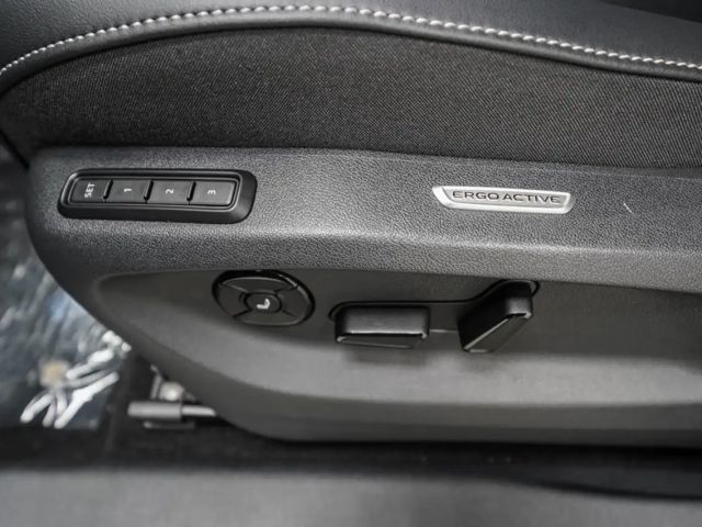 Volkswagen Tiguan 4Motion DSG R-Line