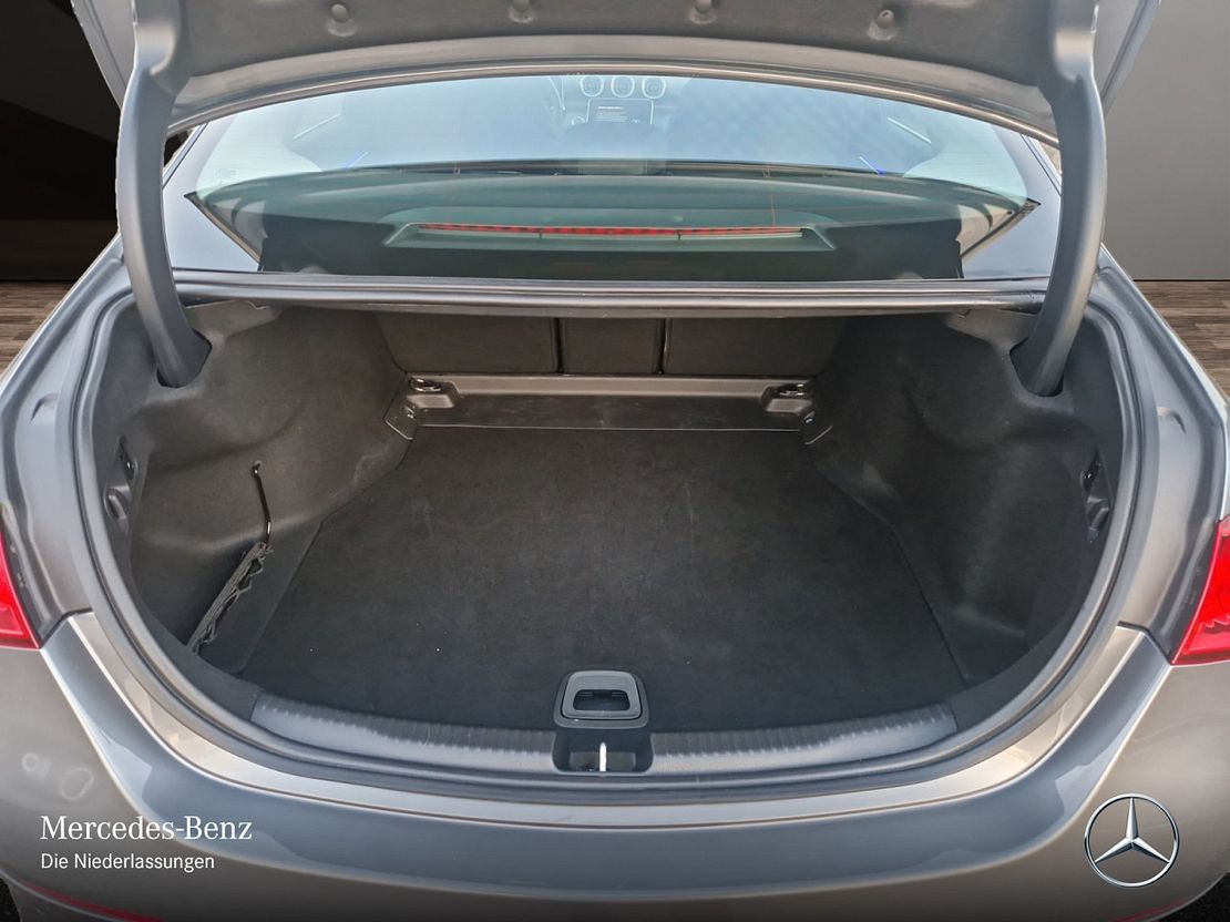 Mercedes-Benz C 200 AMG Line C 200 d Sedan