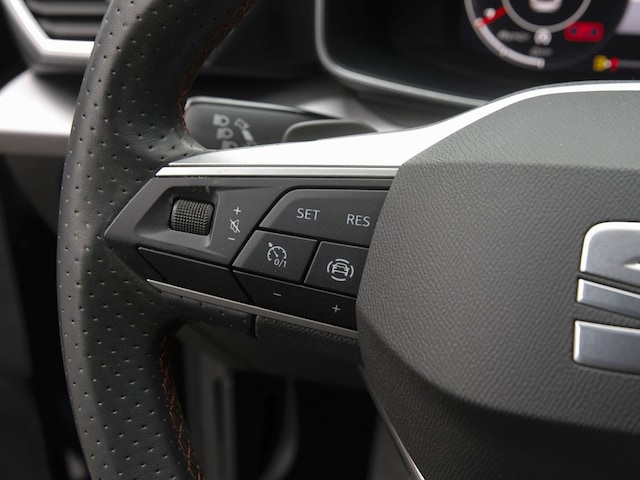 Seat Leon 1.5 eTSI DSG FR-lijn