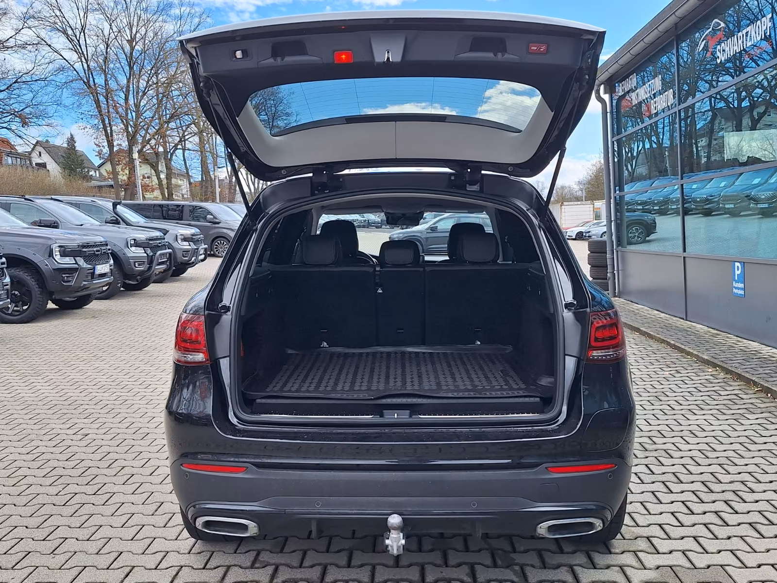 Mercedes-Benz GLC 300 4MATIC AMG Line