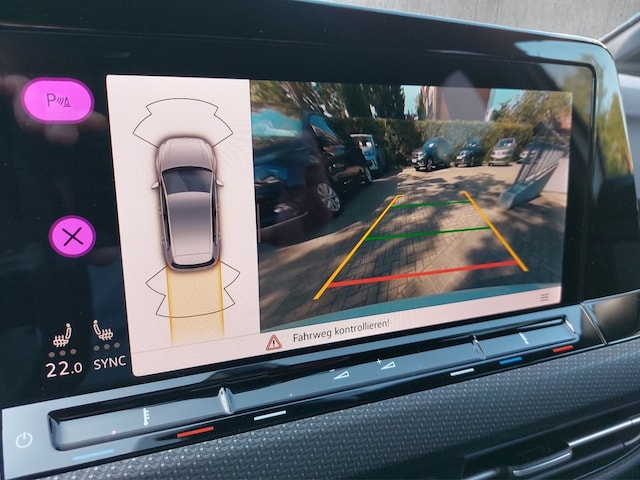 Volkswagen Golf 1.5 eTSI DSG R-Line