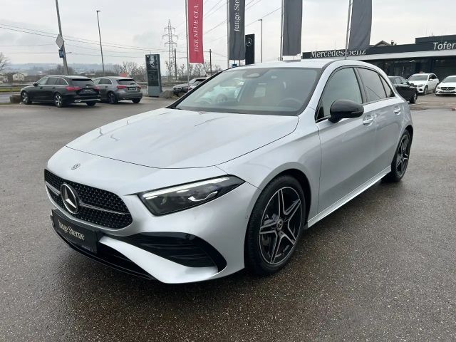 Mercedes-Benz A 200 A 200 d AMG Line Hatchback