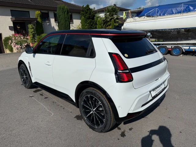 Renault 5 Comfort E-Tech Iconic R5