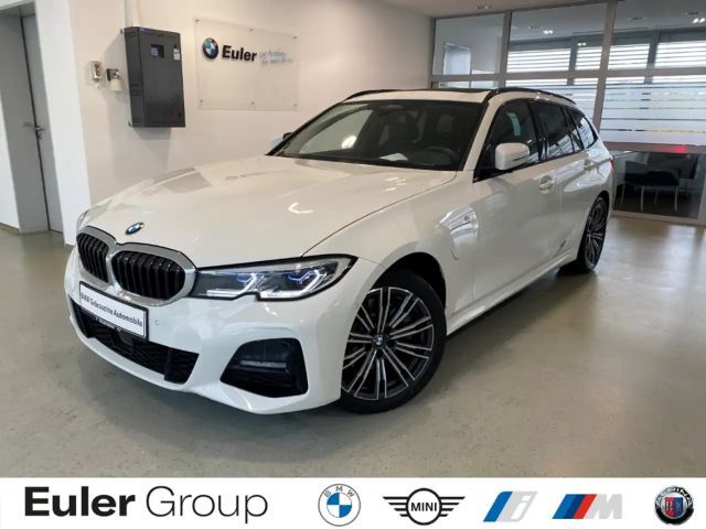 BMW 320 320e M-Sport Touring