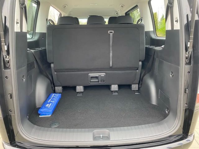 Hyundai Staria Trend