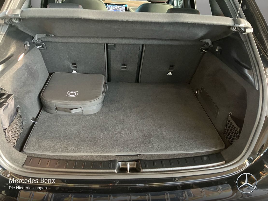 Mercedes-Benz EQA 300 4MATIC