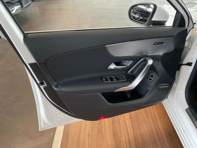 Mercedes-Benz A 200 Progressive