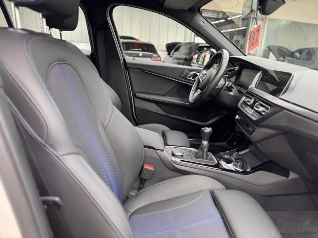 BMW 116 116i M-Sport Sedan