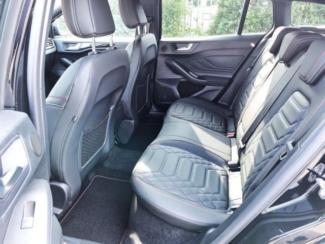 Ford Focus EcoBoost ST Line Wagon